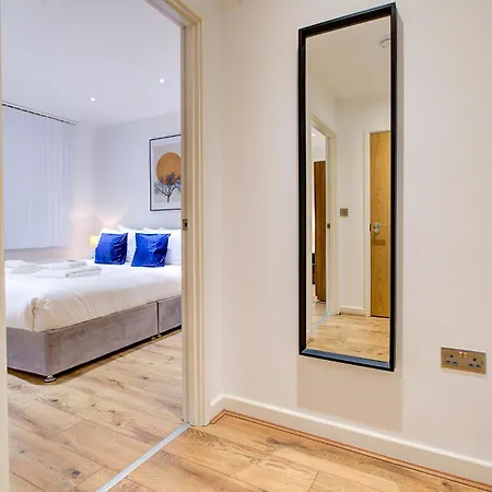 Hybrid Resi Greenwich Near O2 Arena Londra Esterno foto